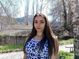 Бащата на Анита от болницата в Турция: Оперираха я успешно, молим се