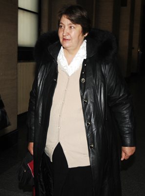 Майката на Михаил Стоянов - Христина идва на всяко съдебно заседание в Софийския апелативен съд.