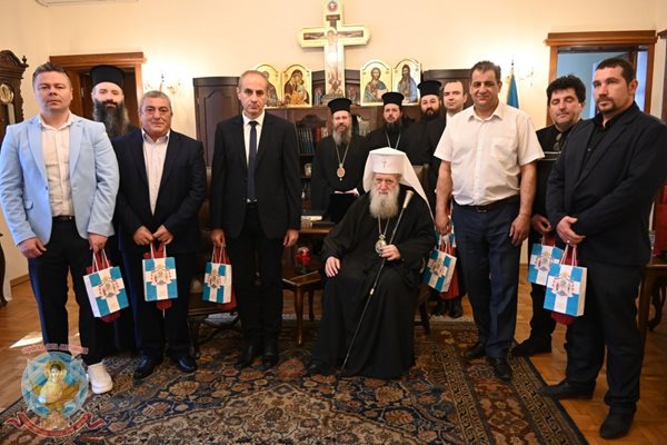 Българският патриарх Неофит бе официално удостоен със званието „Почетен гражданин на Кюстендил“. Снимка: Весела Игнатова