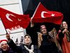 Холандия отмени демонстрация на турци срещу полицията