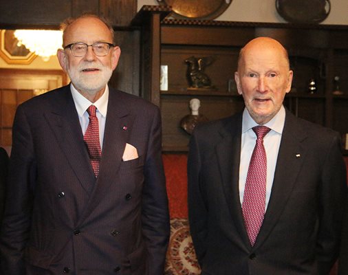 Председателят на Европейската лиа барон Бернар Сноа и д'Опюр, заедно със Симеон Сакскобурготски.