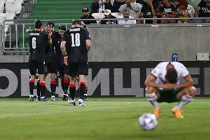 След срама от Грузия: Гонзо стана 14-ият треньор при Михайлов, Батето смени само 7