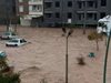 16 станаха жертвите при наводненията в Турция (Видео)