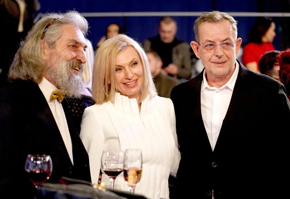 Билалов с колегите си Лилия Маравиля и Димитър Селенски.
СНИМКА: ДЕСИСЛАВА КУЛЕЛИЕВА