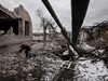 Дрон удари жилищна сграда в град Днепър, изпод развалините извадиха тялото на мъж