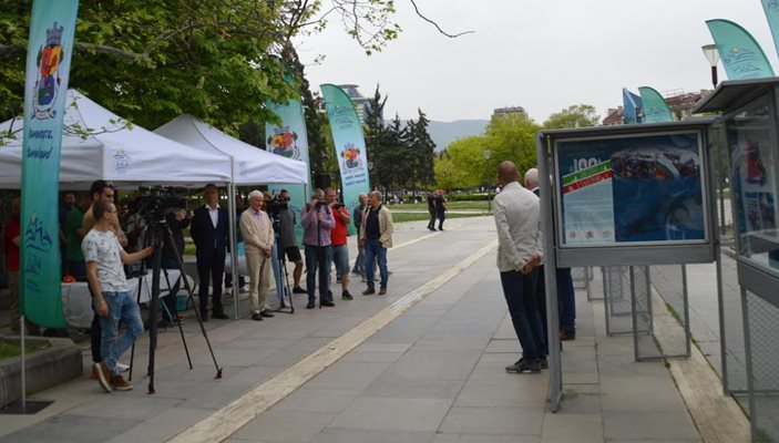 A photo exhibition presents the 100th anniversary of skiing in Bulgaria