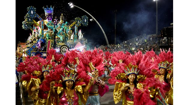 Знаменитият карнавал в Рио де Жанейро