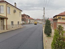 Улица "Трети март" в Перущица след ремонта.