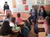 Районен кмет в Пловдив чете приказки на ученици