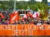 Хиляди на протест в Германия в подкрепа на мигрантите (Снимки)