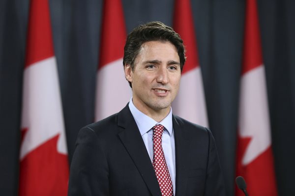 Канадският премиер Джъстин Трюдо се превърна в диктатор на модата дори и при вратовръзките.