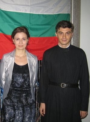 Красимира Георгиева и Владимир Бунтилов от Руската църква в Тайланд на прием по случай деня на народните будители в Банкок през 2008 г.