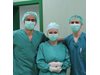 Хирурзите на ръка от болница „Софиямед“ успешно реплантираха отрязания от секира палец на 17-г. момче
