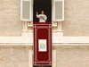 Папата изрази безпокойство заради липсата на усилия за мир в Сирия