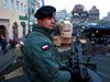 Посрещнаха с "добре дошли" американските войници в Полша