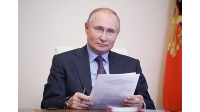 Putin: It is ridiculous to call the Russians an indigenous people