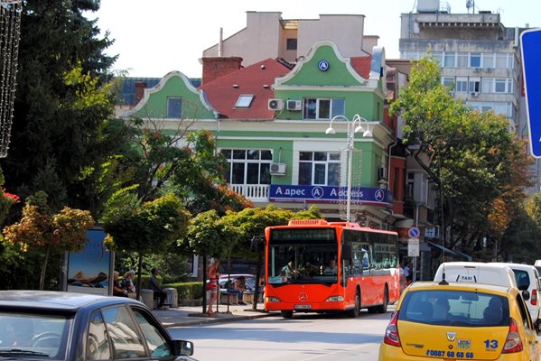 Пътуването между Велико Търново и Горна Оряховица пък струва 3 лв.