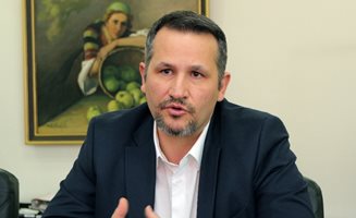 Депутат от “Промяната” иска нови лидери - обединители