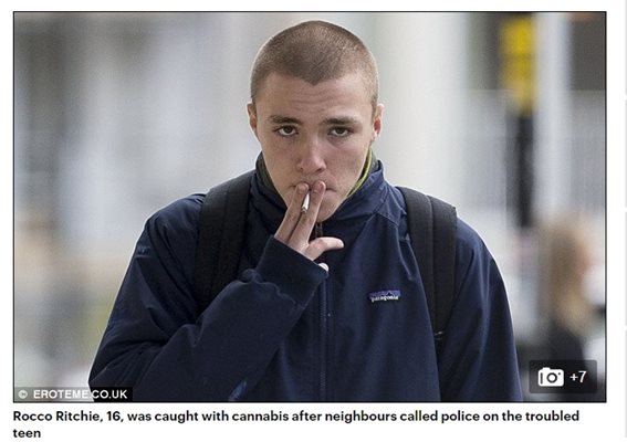 16-годишният Роко е хванат с канабис след подаден сигнал от съседи  Факсимиле : dailymail.co.uk