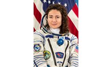 Мним американски астронавт търси посредник в България, дава тлъста комисионна