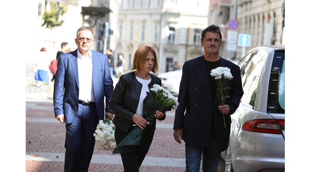 Йорданка Фандъкова на погребението на Тошо Тошев
