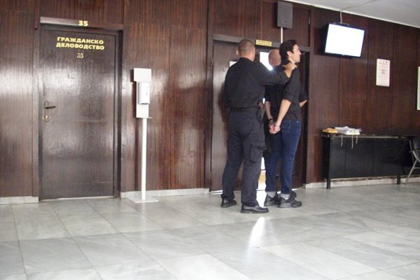Денис Клостер в съда в Благоевград.