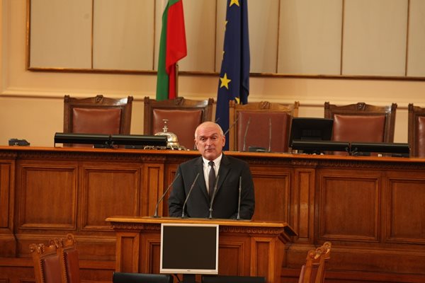 Димитър Главчев, председател на НС, откри церемонията по награждаването на "Лекарите, на които вярваме"