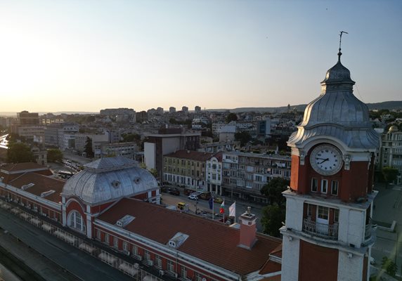 Морската столица Варна е третият по големина град в страната ни.
СНИМКА: ОРЛИН ЦАНЕВ
