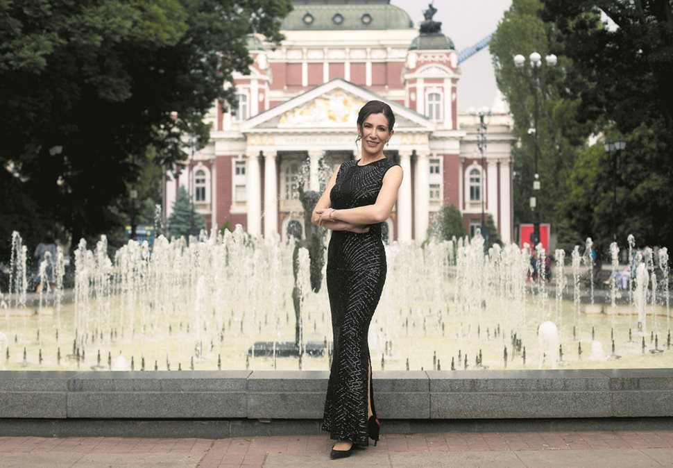 Николина Ангелкова, министър на туризма 2014-2020, адвокат: Успехът е плод на знания и умения, които човек надгражда непрекъснато