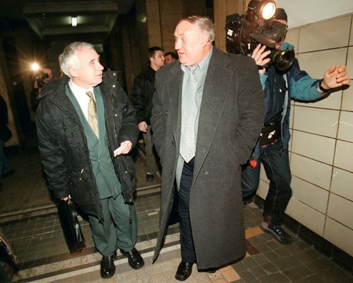 Марин Марковски с президента Желю Желев през 2001 г. на делото за убийството на Андрей Луканов.