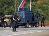 Напрежението расте! 30 въоръжени мъже се крият в манастир в Косово