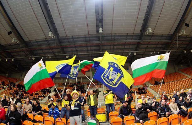 Маричанки разчитат на феновете си да ги подкрепят в мача с "Вашаш".


Снимка: волейболен клуб "Марица".