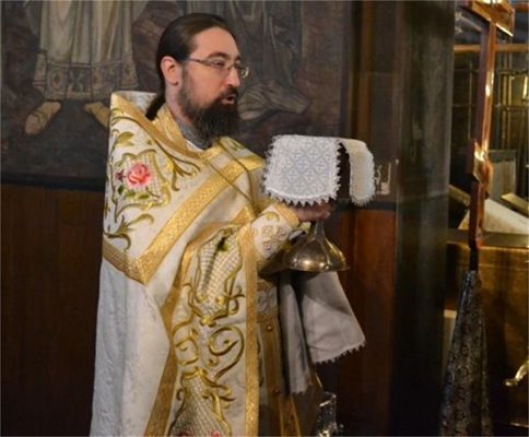 Отзоваха скандален духовник от Руската църква в София