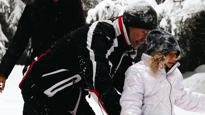 Орлин Павлов семейно на ски