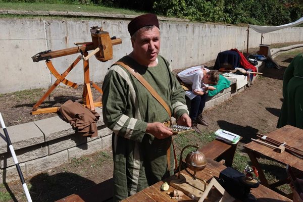 Фестивалът „Сердика е моят Рим" върна дестеки във времето на Констанций II 
СНИМКА: Велислав Николов