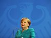Меркел научи новината за кончината на Хелмут Кол на път за Рим