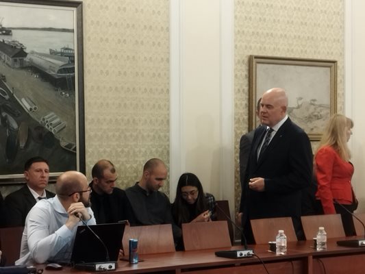 Иван Гешев и предложеният за МВР министър в проектокабинета "Денков" Андрей Янкулов