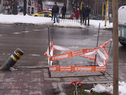 Трагичният инцидент стана в неделя на това място на столичния бул. "Иван Гешов" СНИМКА: Велислав Николов