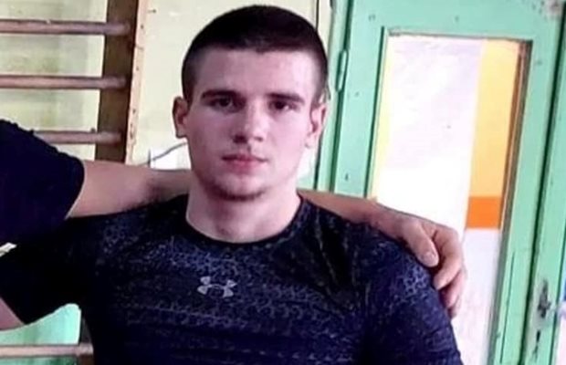 Никола Райчев избягал с колата на баща си. Снимка Фейсбук