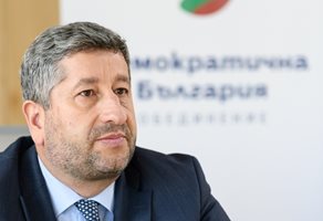 Христо Иванов СНИМКА: Пресцентър на партията