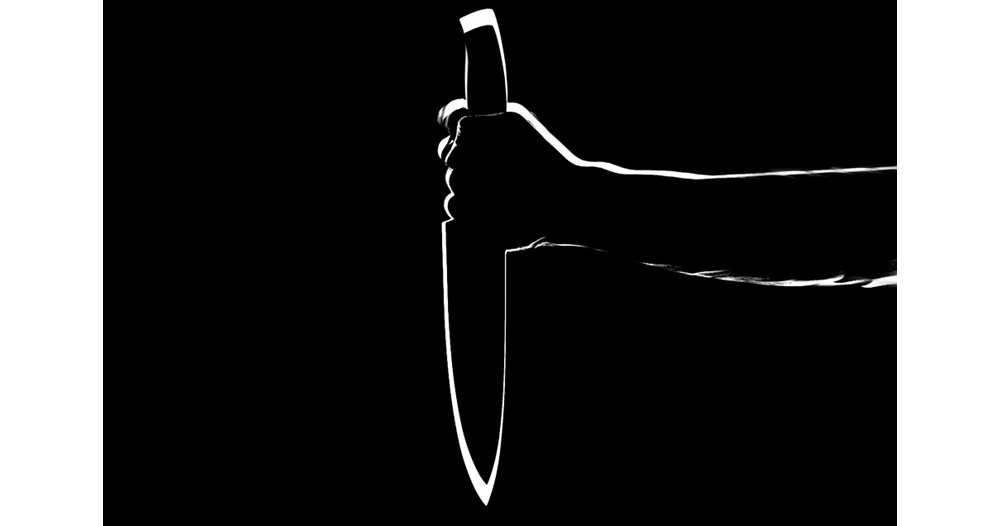 a-12-year-old-girl-attacked-a-teacher-with-a-knife-in-france-rhewal