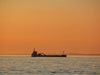 Военноморските сили на САЩ: Иран е задържал петролен танкер край Оман