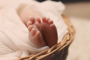 Англия с нов пробив в инвитрото – създаде бебета с ДНК от трима души (Обзор)