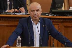 Георги Свиленски: Тагарев е вреден за държавата и трябва да напусне политиката