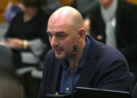 Константин Георгиев от "Кауза Пловдив" е оторизиран да говори за смяната на шефа на Онкодиспансера.