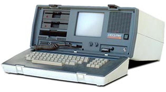 СТАРШИ: Първият преносим компютър в света "Озборн 1" тежи повече от 11 килограма и е произведен през 1981 година.