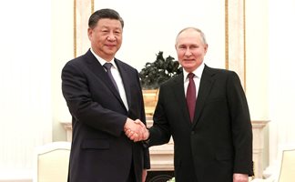 Си Цзинпин към Путин: Русия ще те преизбере през 2024 г. (Обзор)