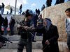 Израел с подкрепления от стотици полицаи в в Йерусалим преди петъчната молитва