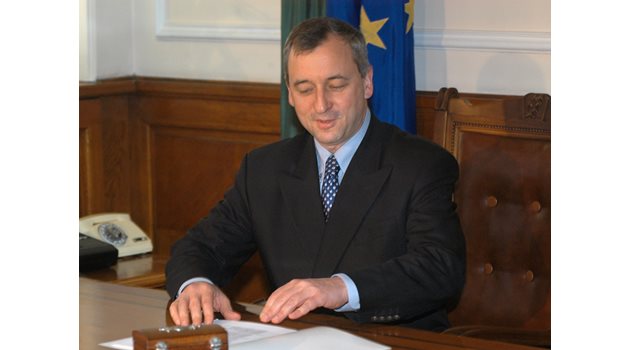 Георги Пирински  като председател на  Народното събрание  СНИМКА:  ВЛАДИМИР СТОЯНОВ