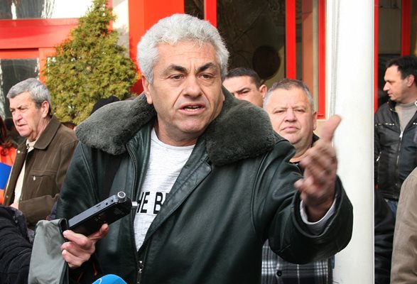 Ромите трябва да си плащат данъците, както останалите, каза Иван Войнишки от инициативния комитет на Войводиново